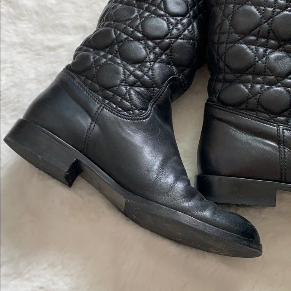 Boot - Picture 7 of 11